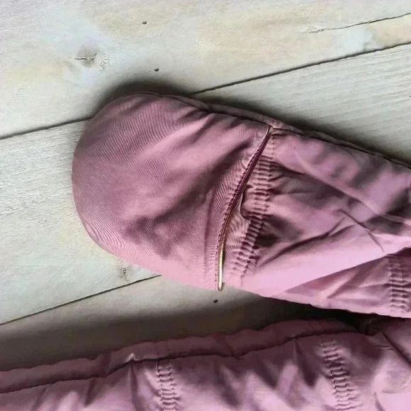 First Impressions Baby Girl Snow Suit Size 18 Months Dusty Rose Pink Gold Trim - Picture 6 of 10